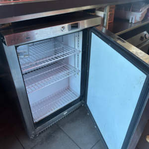 Under counter Chiller