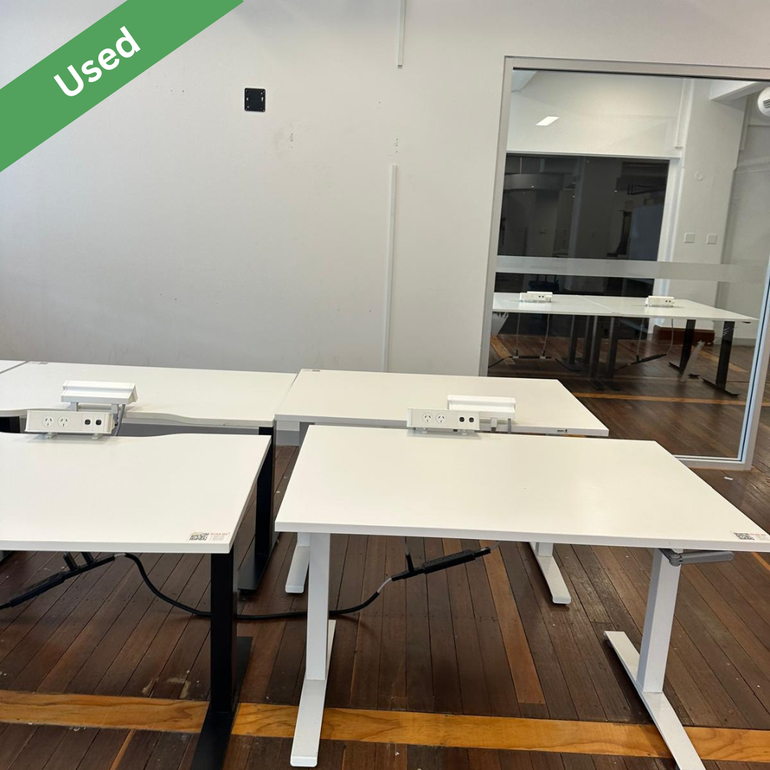 Single Office Desks (Used) - Image 3